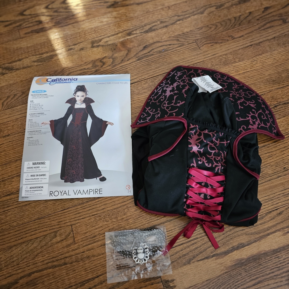 California Costumes Enchanted Vampire Kids Costume - Black and Burgundy - Picture 7 of 9